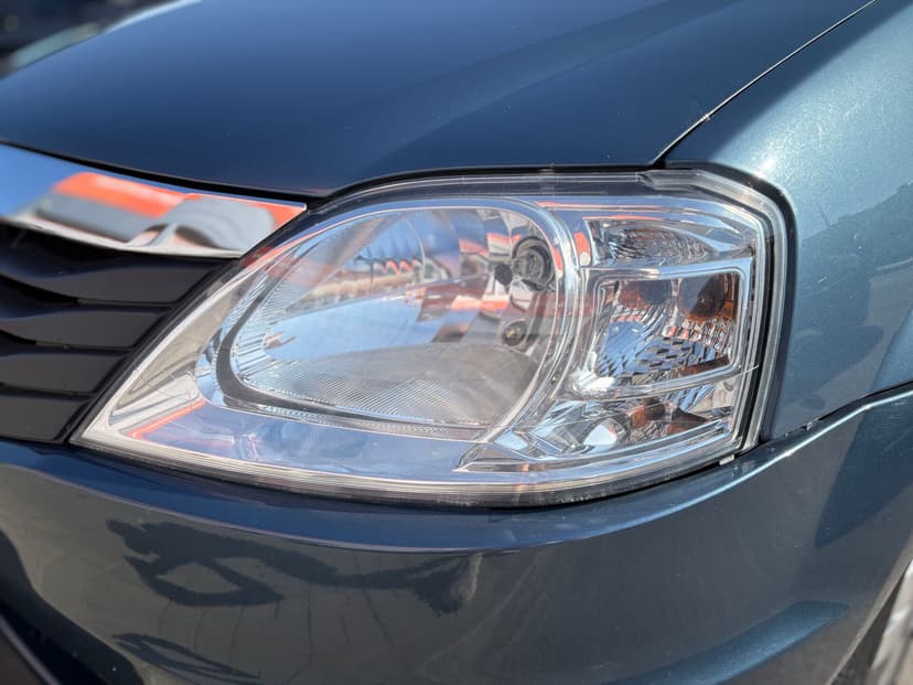 renault-logan-2011-173-8