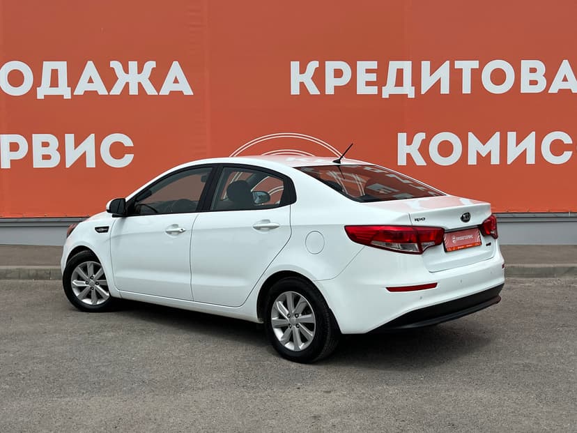 kia-rio-2016-26-6