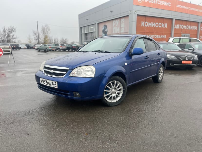 chevrolet-lacetti-2010-680-0