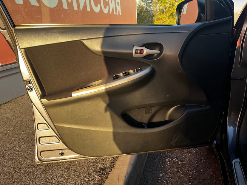 toyota-corolla-2010-338-18