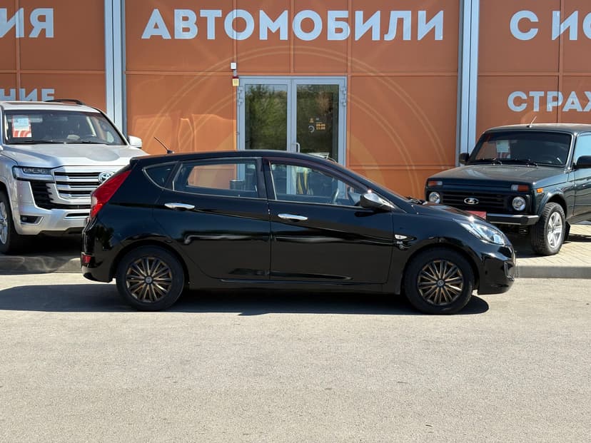 hyundai-solaris-2011-181-3