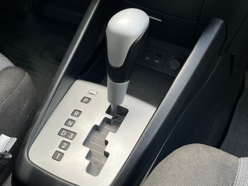 kia-ceed-2010-52-11