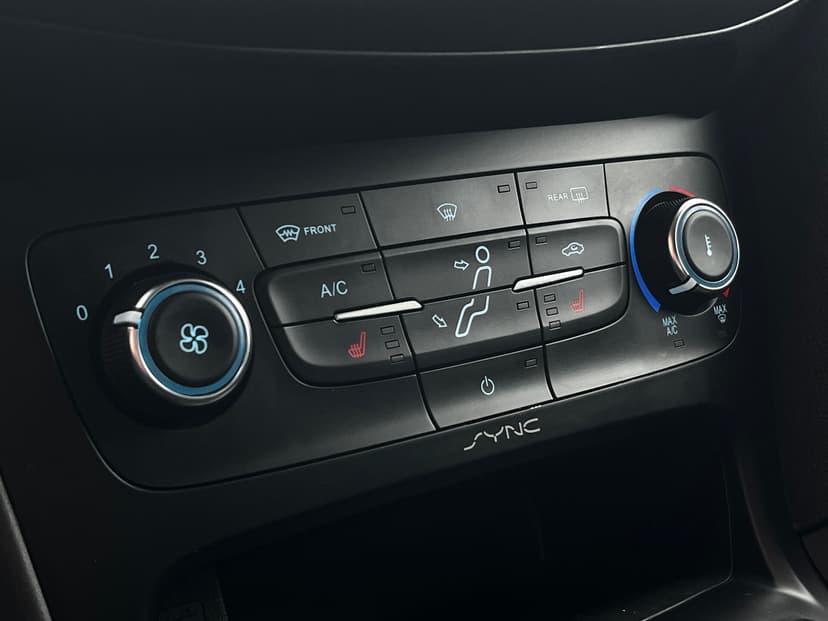 ford-focus-2017-345-16