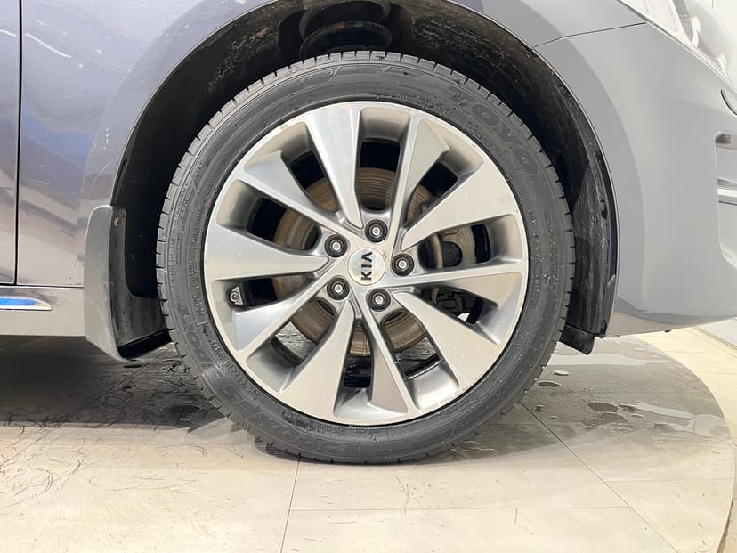 kia-optima-2018-703-12