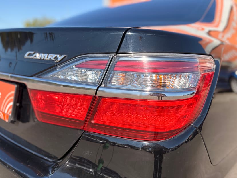 toyota-camry-2015-361-9