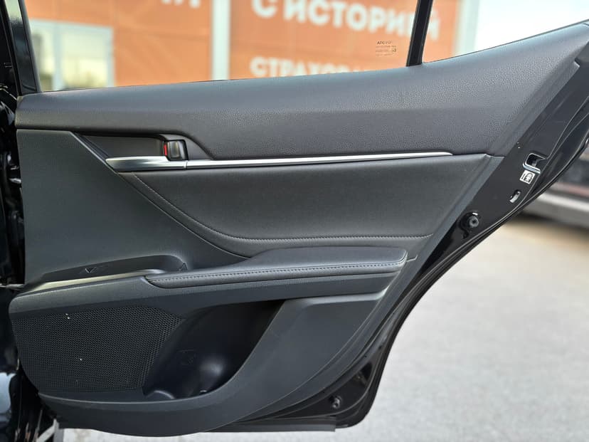 toyota-camry-2021-288-32