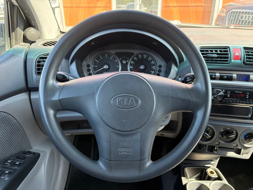 kia-picanto-2007-240-11