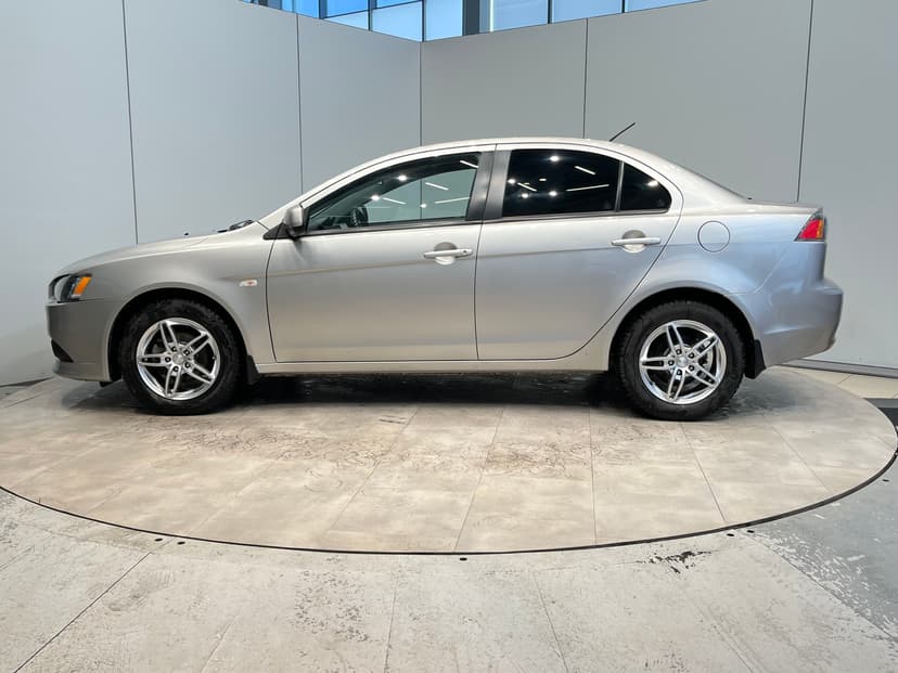 mitsubishi-lancer-2013-1179-1