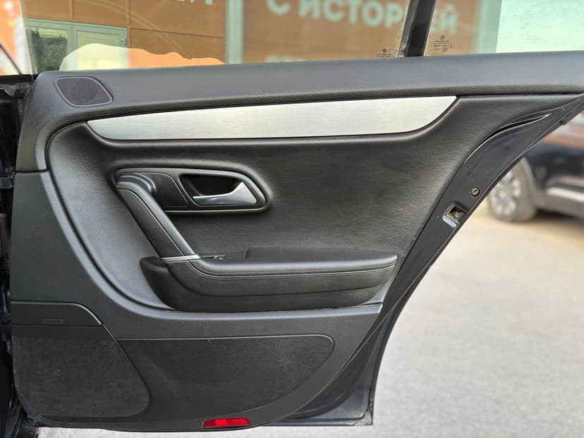 volkswagen-passat cc-2008-307-23