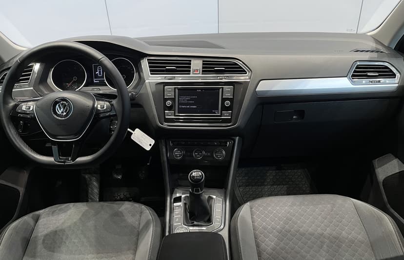 volkswagen-tiguan-2017-1121-17
