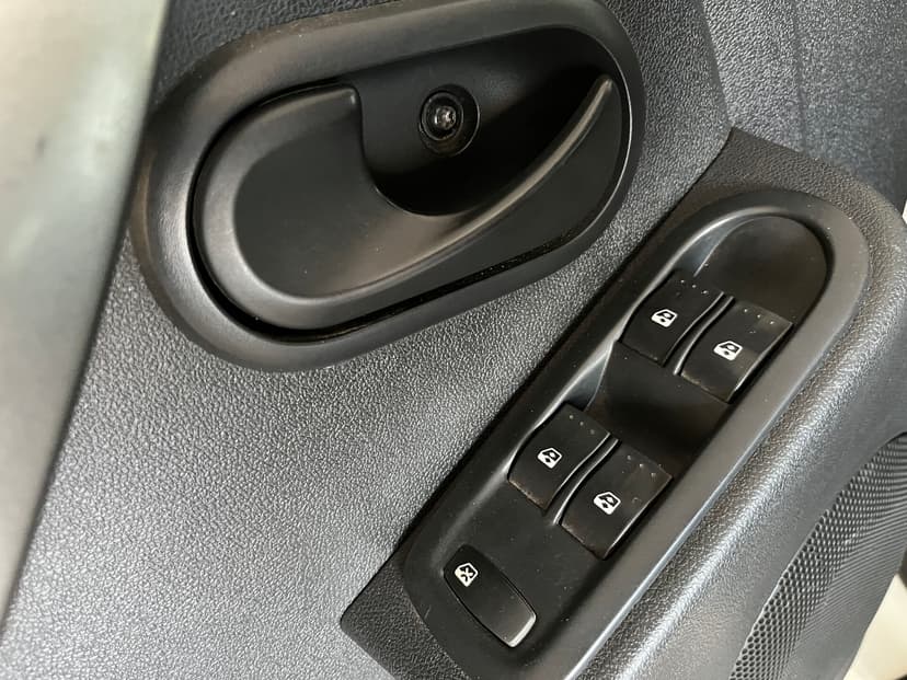 renault-duster-2012-260-9