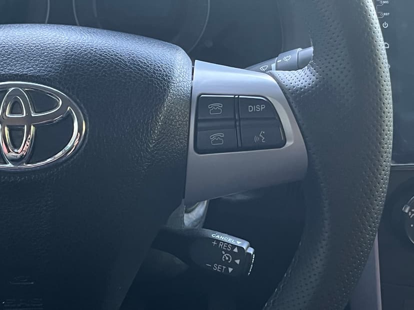 toyota-corolla-2012-89-14
