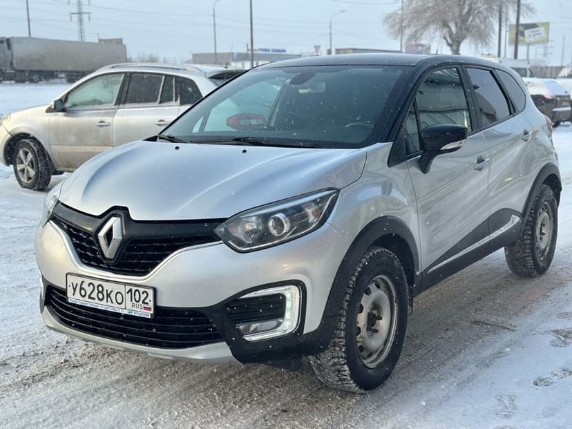 renault-kaptur-2017-989-1