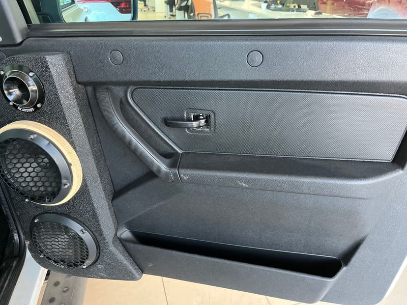 ваз (lada)-niva legend-2023-400-18