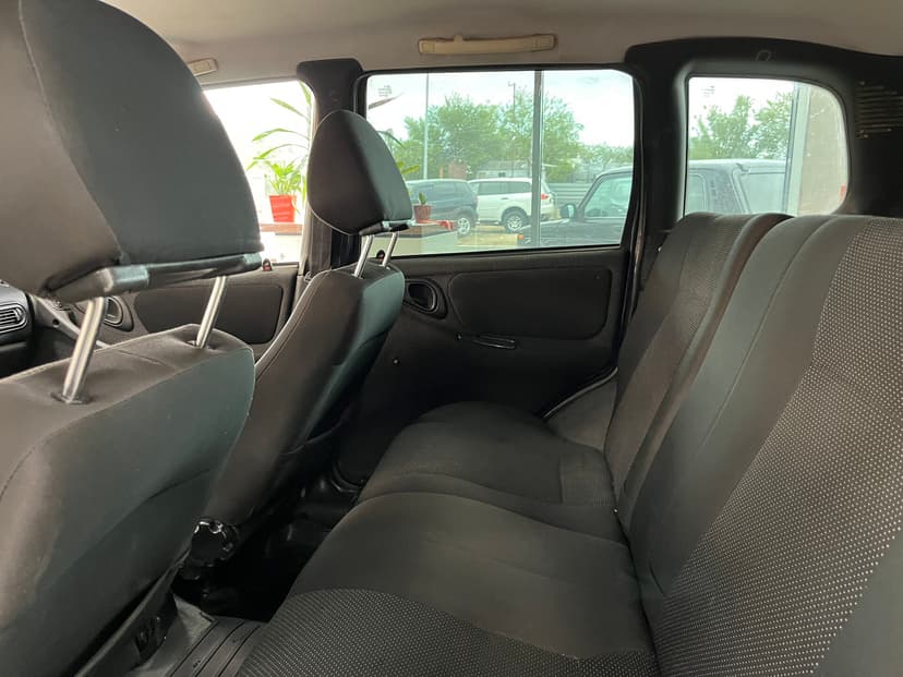 chevrolet-niva-2004-179-17