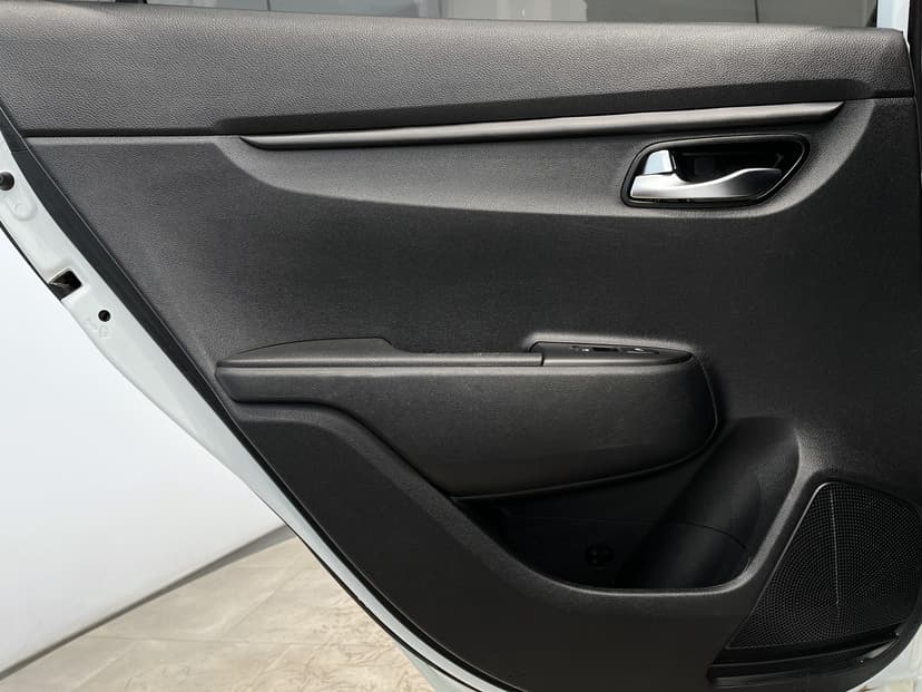 kia-rio x-line-2020-1230-18