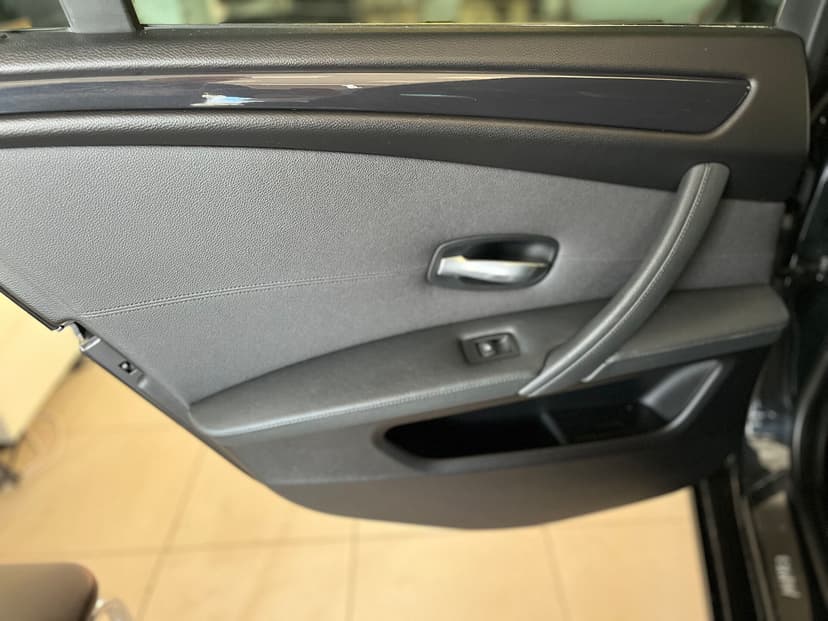 bmw-5 серия-2009-291-26