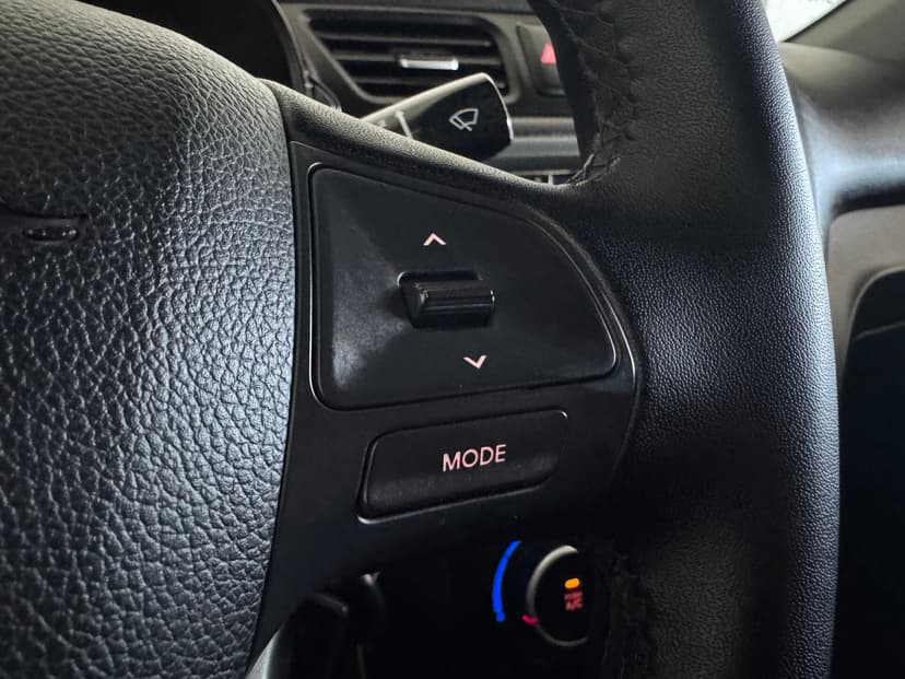 kia-rio-2013-504-12