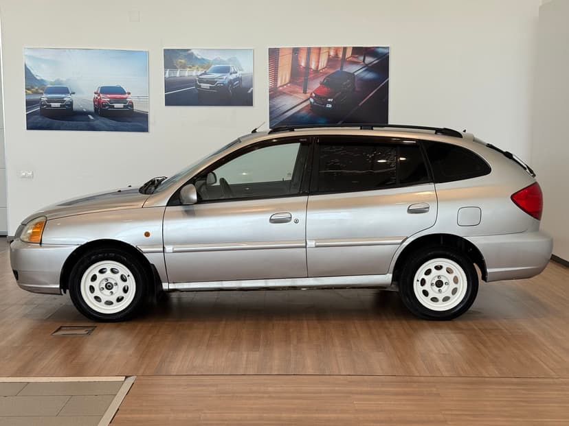 kia-rio-2003-328-5