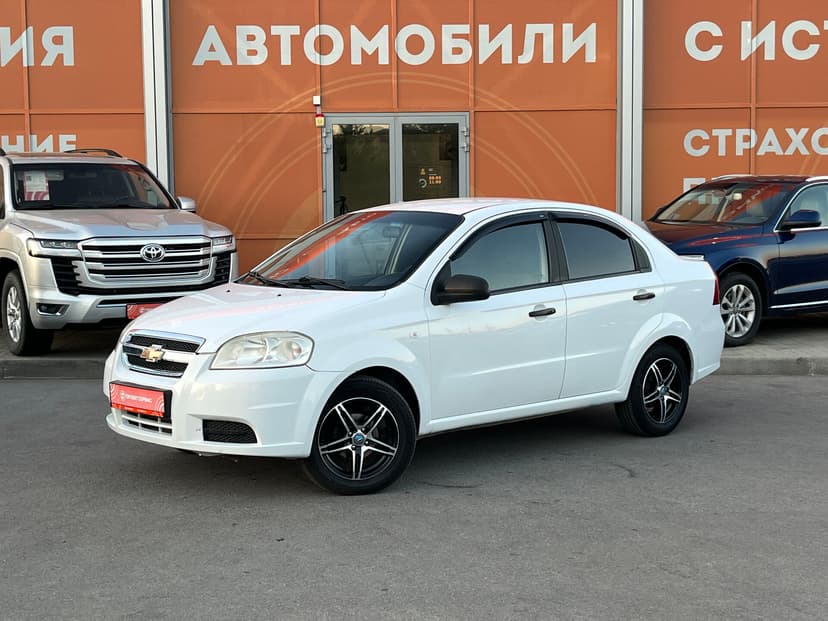 chevrolet-aveo-2011-209-0