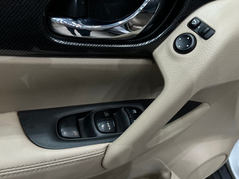 nissan-x-trail-2016-1135-12