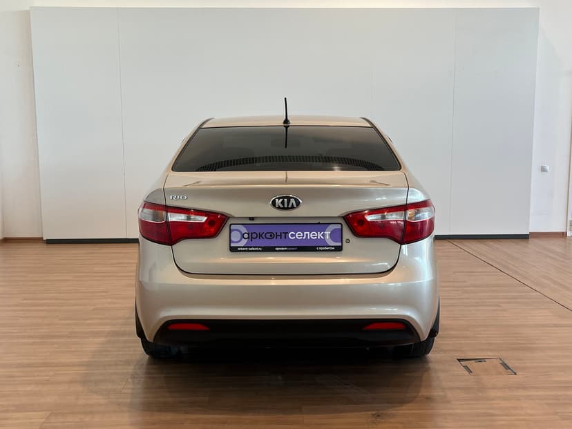 kia-rio-2013-504-25