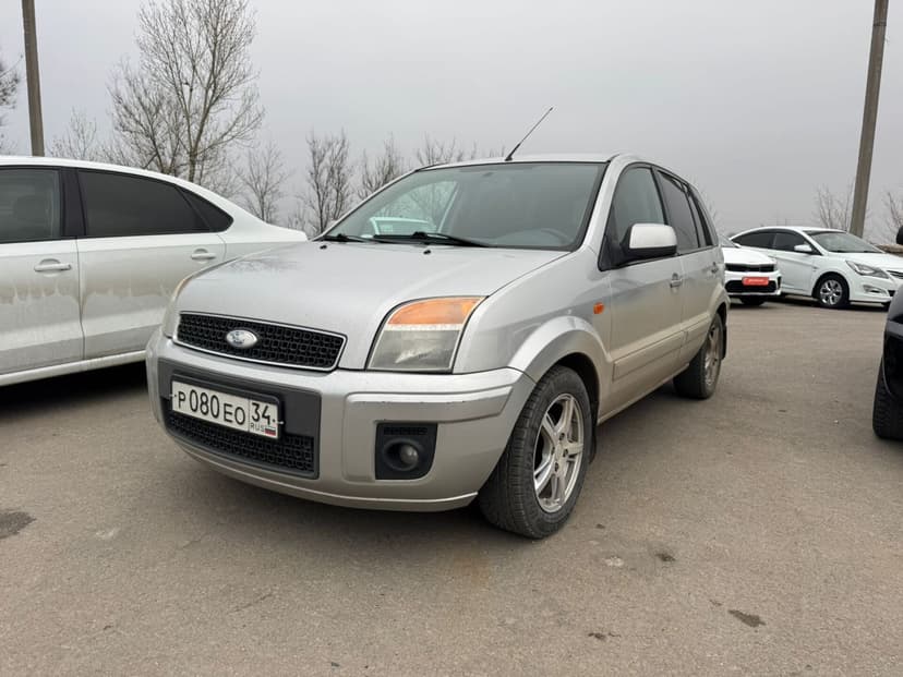 ford-fusion-2010-729-0