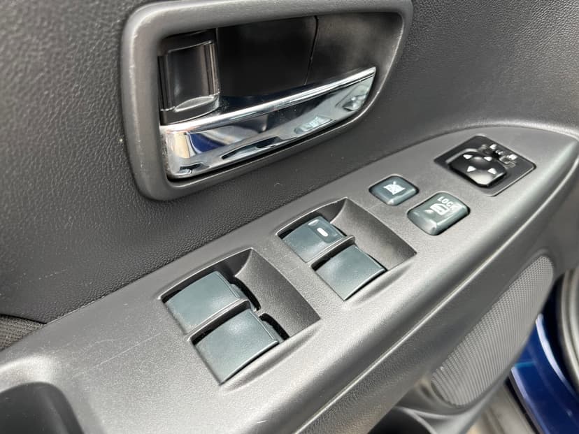 mitsubishi-asx-2012-300-12