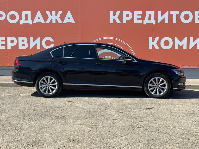 volkswagen-passat-2018-61-3