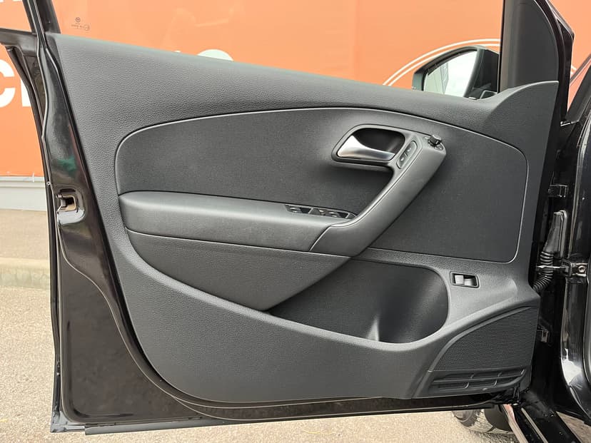 volkswagen-polo-2019-92-15