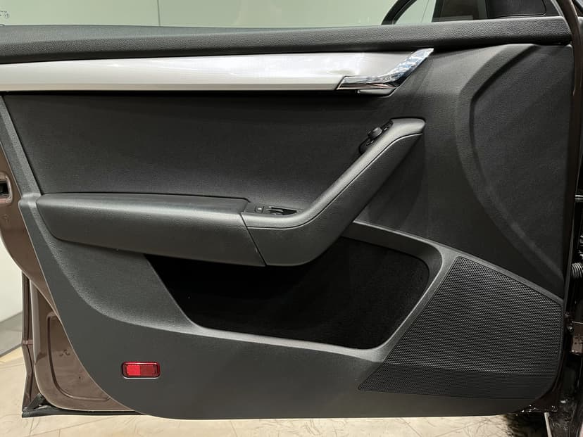 skoda-octavia-2015-1127-6