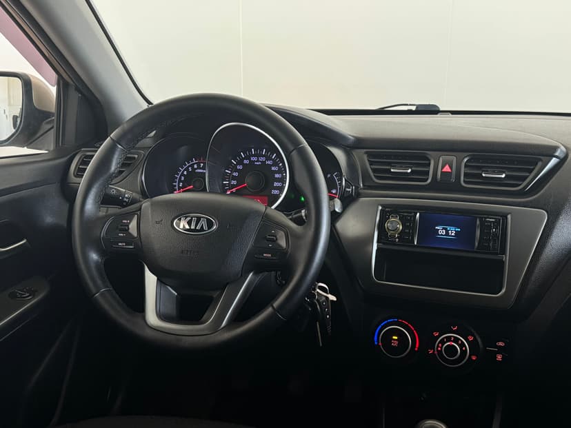 kia-rio-2013-504-9