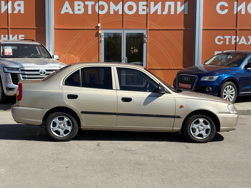 hyundai-accent-2005-220-3
