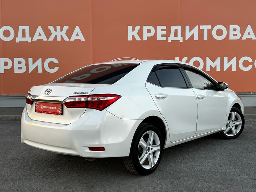 toyota-corolla-2013-350-4