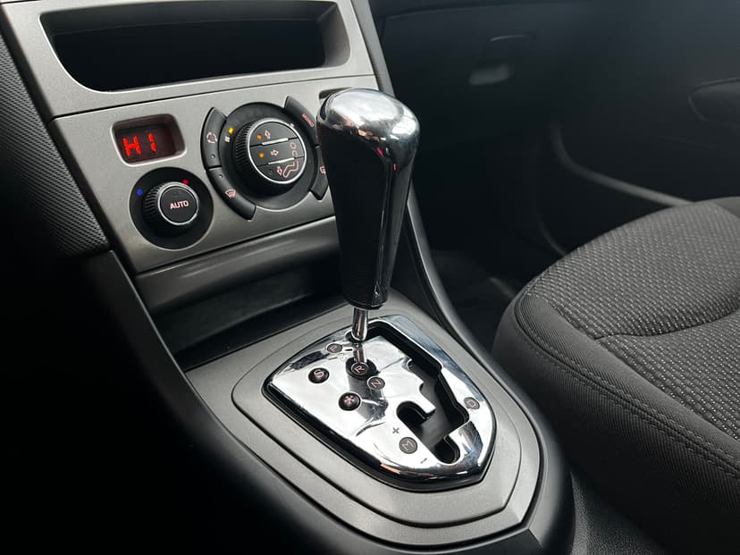 peugeot-408-2013-272-14