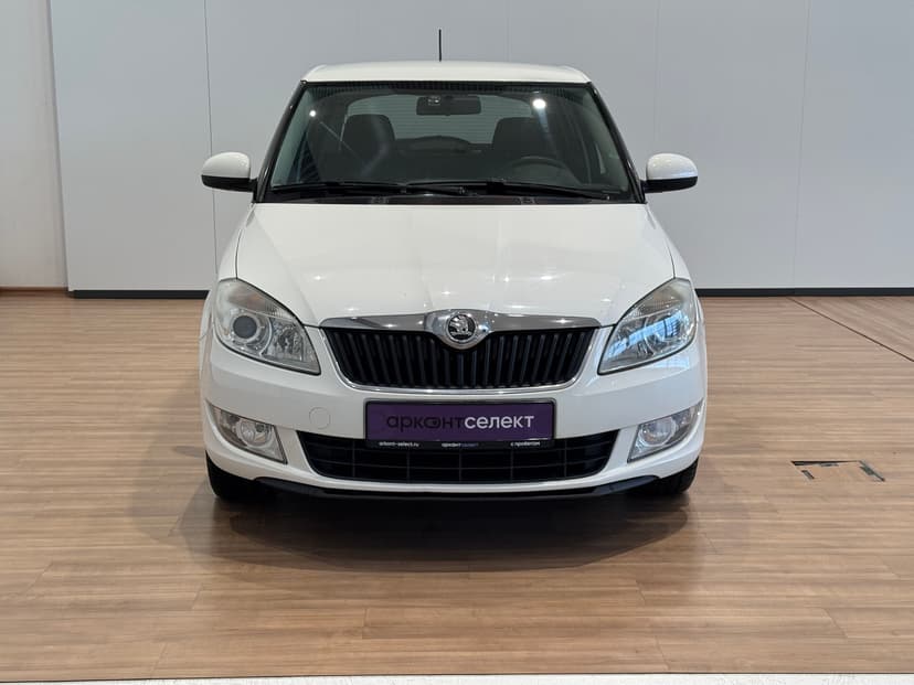 skoda-fabia-2013-620-7