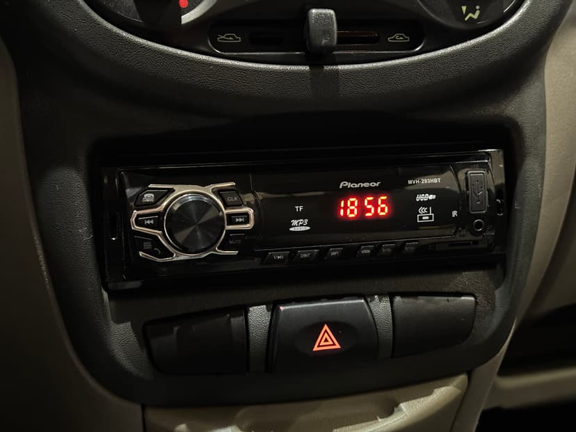 ваз (lada)-kalina-2009-553-10