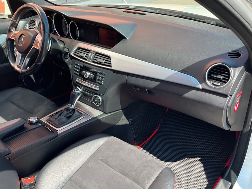 mercedes-benz-c-класс-2013-44-28