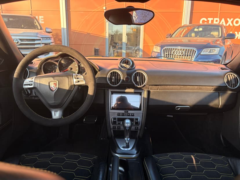 porsche-cayman-2007-330-10