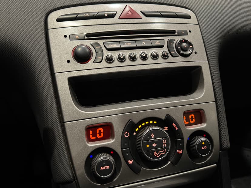 peugeot-408-2013-272-7