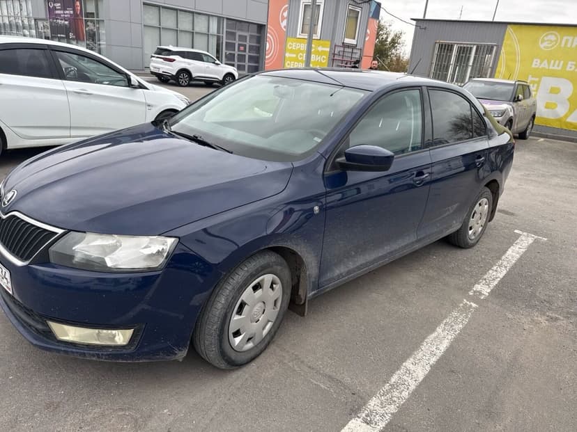 skoda-rapid-2015-631-0