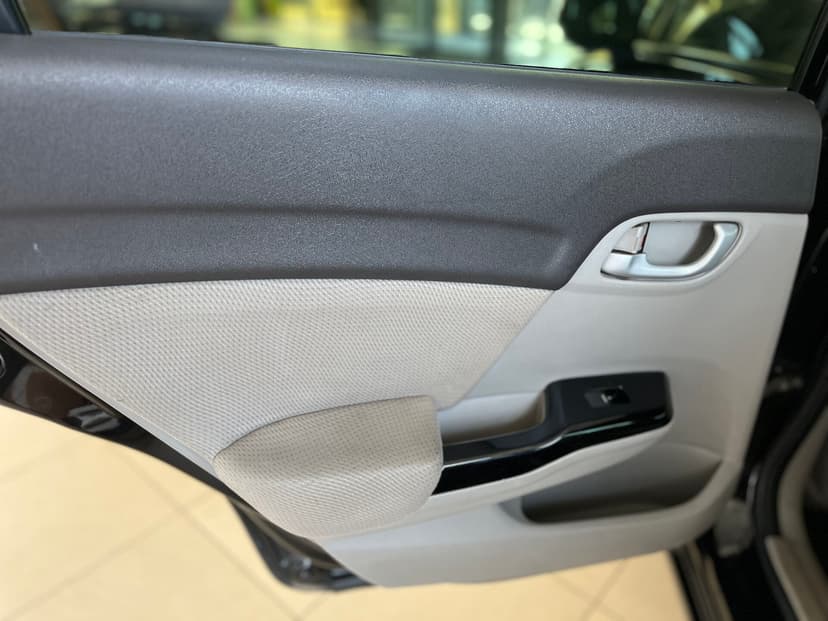 honda-civic-2012-242-26