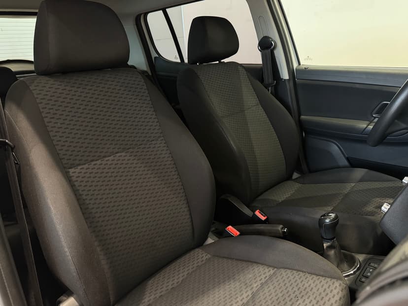 skoda-fabia-2013-620-22