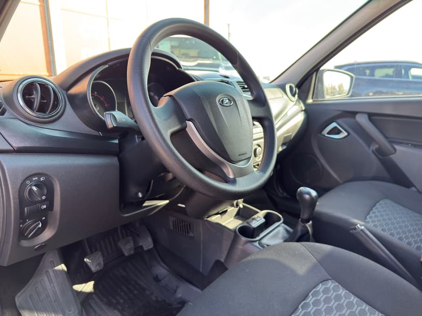 ваз (lada)-granta-2023-547-20