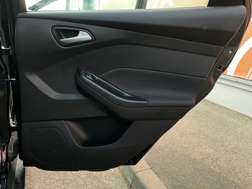 ford-focus-2015-545-27