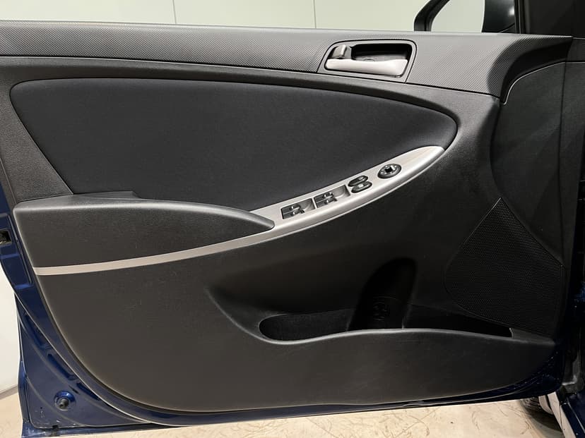 hyundai-solaris-2016-1145-3