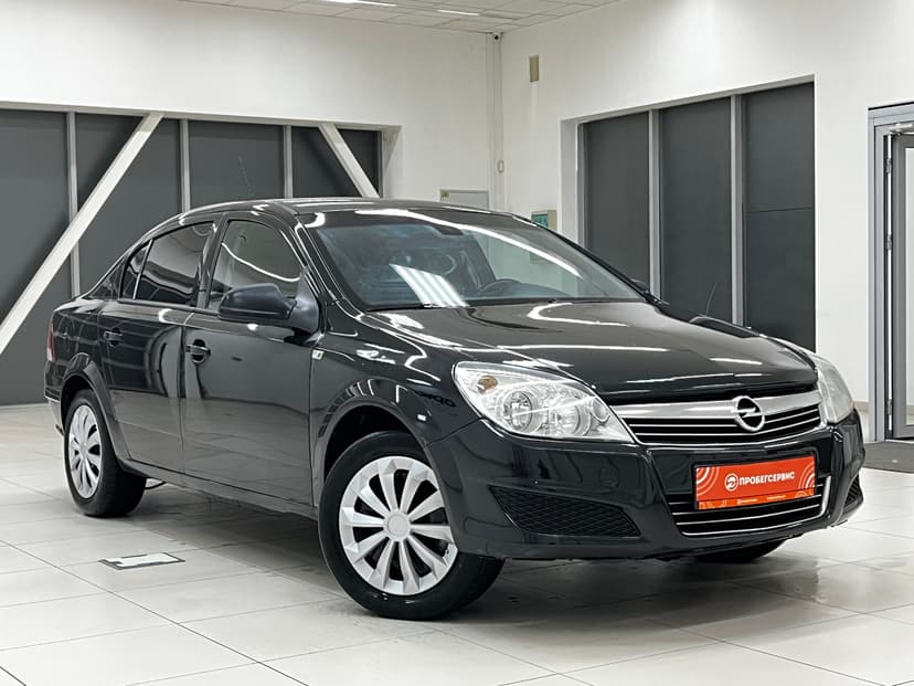 opel-astra-2013-677-2