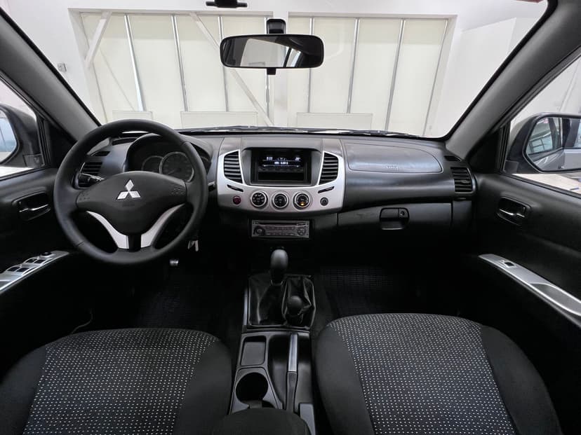 mitsubishi-l200-2014-379-24