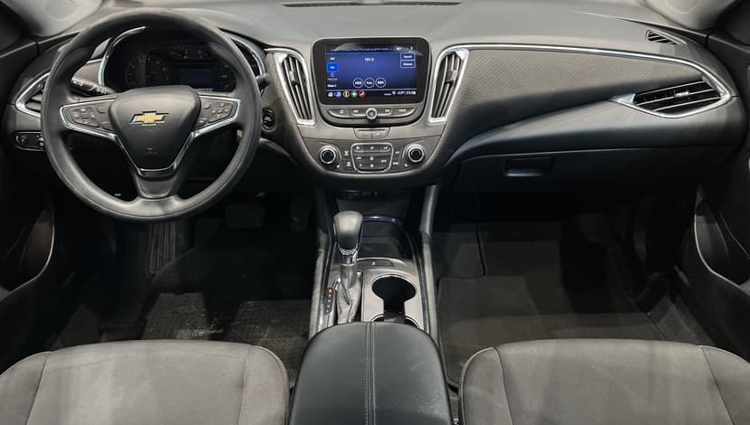 chevrolet-malibu-2021-1110-3