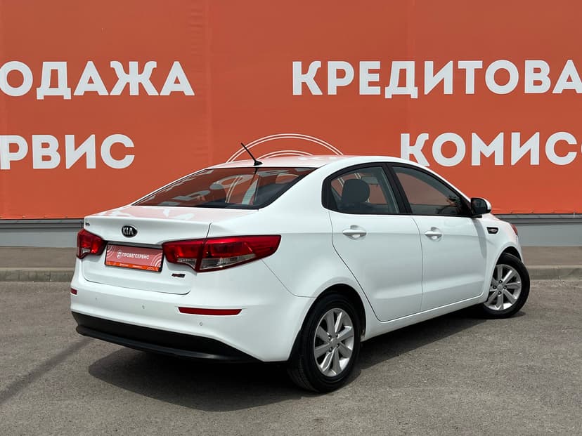 kia-rio-2016-26-4